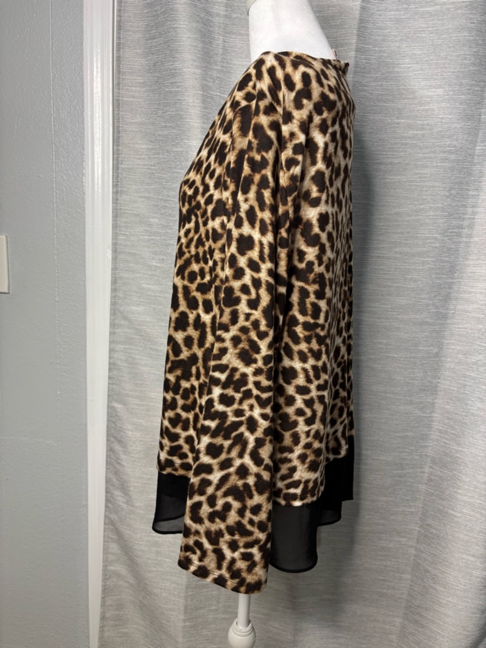 Leopard Print Layered Hem Blouse - Brown - Picture 2 of 6